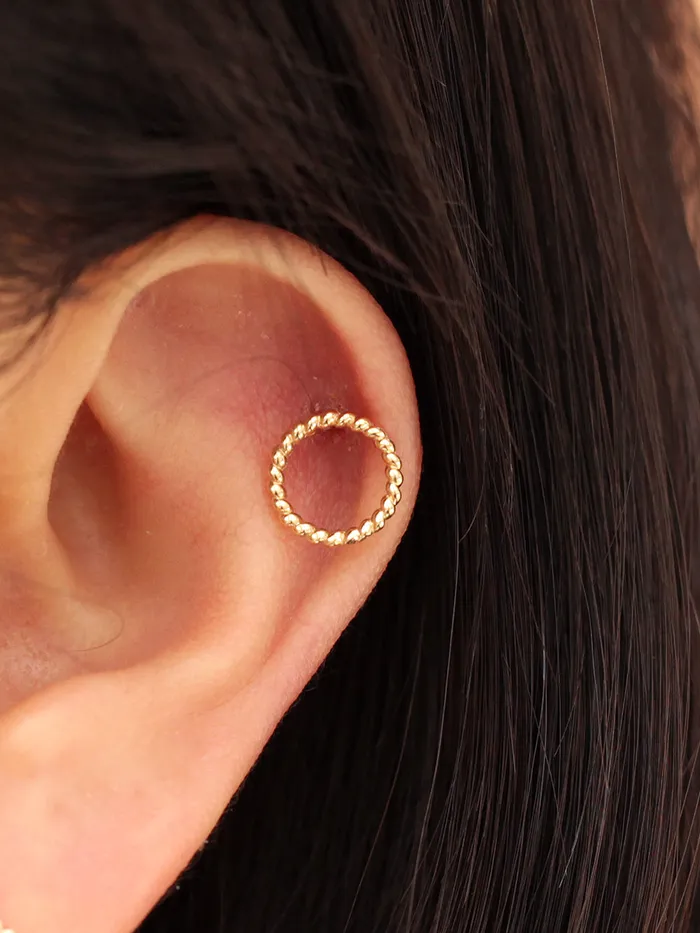 MinimalBijoux Earrings 14K gold Twist Circle Cartilage Earring 20g