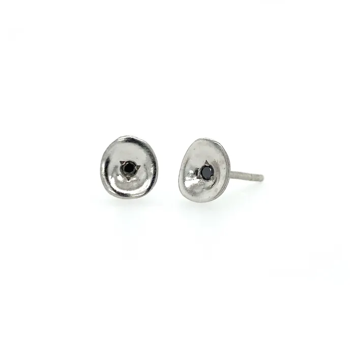 Earrings Q Evon Unique Diamond Stud Earrings Silver