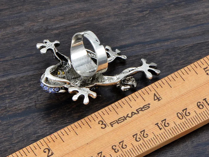 Alilang Rings Silver Tanzanite Purple Colored Frog Bow Ring Alilang Rings Silver Tanzanite Purple Colored Frog Bow Ring